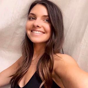 Meet your Posher, Mia